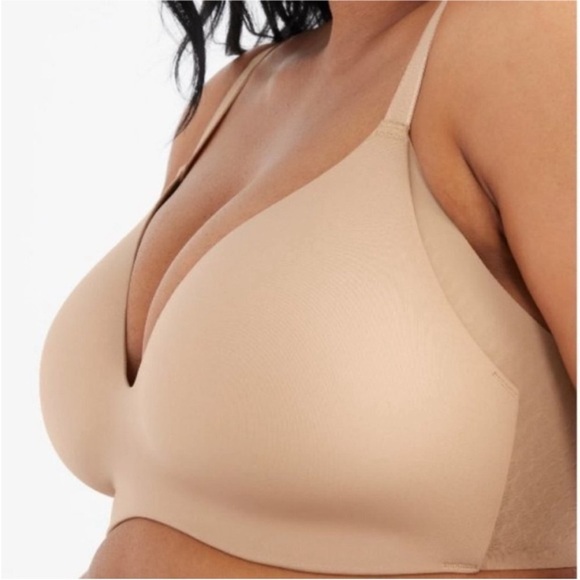 KNIX Wingwoman Contour Wireless Bra Nude. - Picture 9 of 10